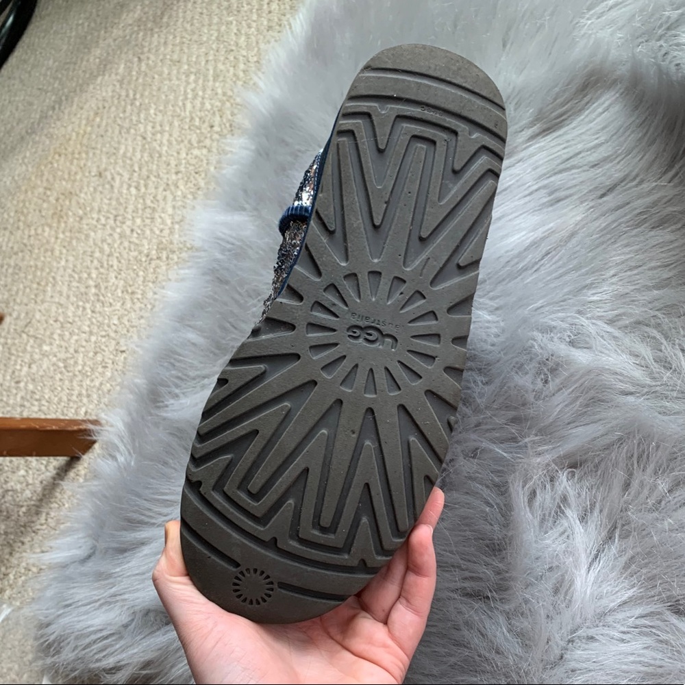 UGG classic short sparkles - Picture 4 of 5